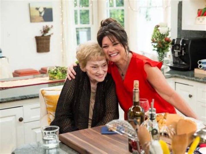 The First Thing Valerie Learned to Cook FN Dish BehindtheScenes