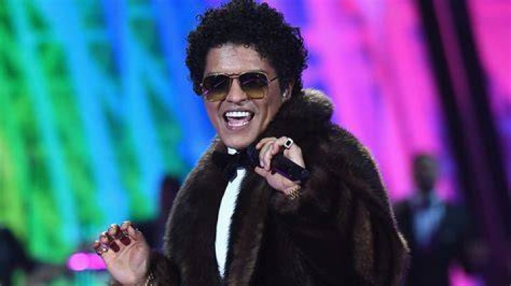 The Untold Truth of Bruno Mars' Wife Jessica Caban