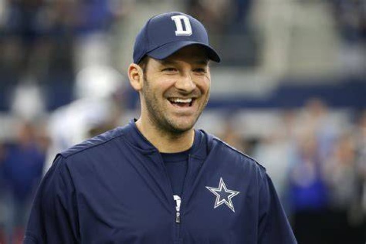 Tony Romo's Wife Candice Pregnant with Third Child! Photo 3860031 Candice Crawford, Pregnant
