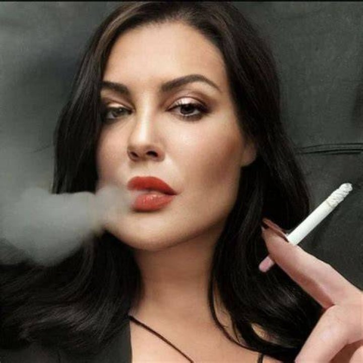 Top 10 smoking hot and talented actresses of 1960's The Vintage News