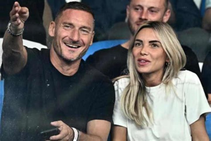 Totti and Noemi Bocchi move in together here is the luxury home