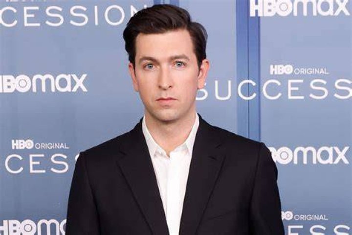 Towering &lsquo;Succession&rsquo; star Nicholas Braun says his height is an