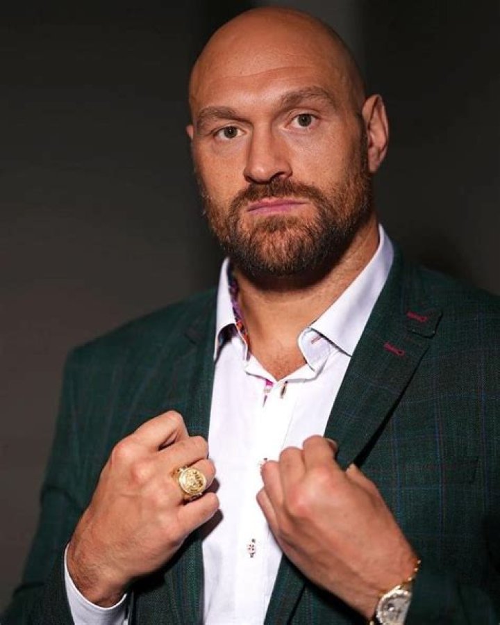 Tyson Fury Wiki, Age, Biography, Education, Girlfriend, Family, Career