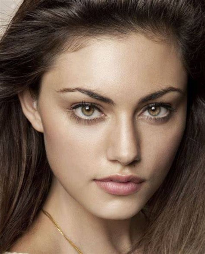 Unveiling Phoebe Tonkin's Marital Status: Discoveries And Insights Revealed