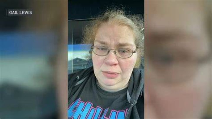 Walmart employee responds after farewell message goes viral NBC Los