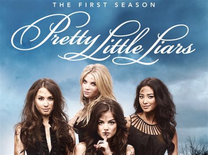 WHO IS A in the first episode of Pretty Little Liars?