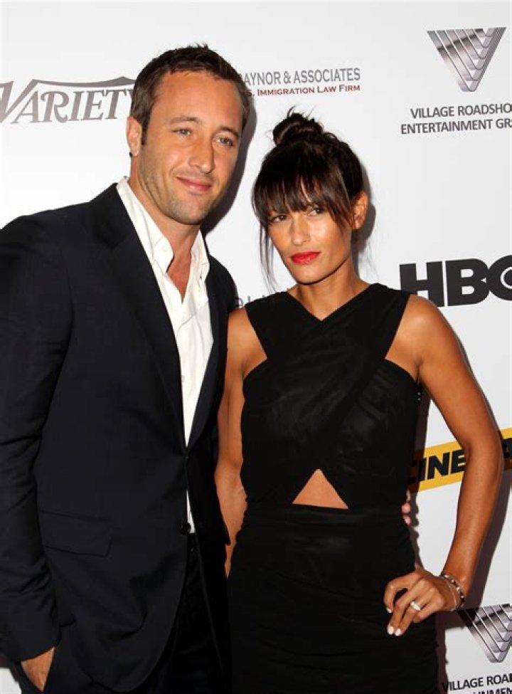Who Is Alex O'Loughlin Married To: Uncovering The Truth