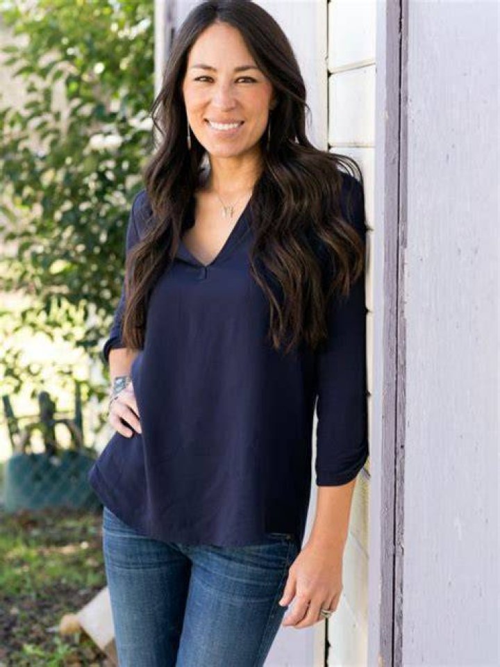 Who is Joanna Gaines? Bio Net Worth, Siblings, Kids, Parents Marriedline