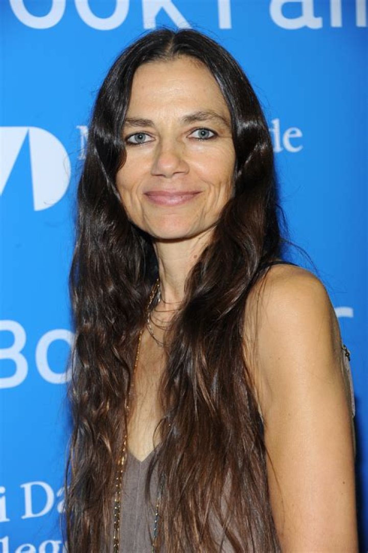 Who Is Justine Bateman's Husband? Does She Have Kids?